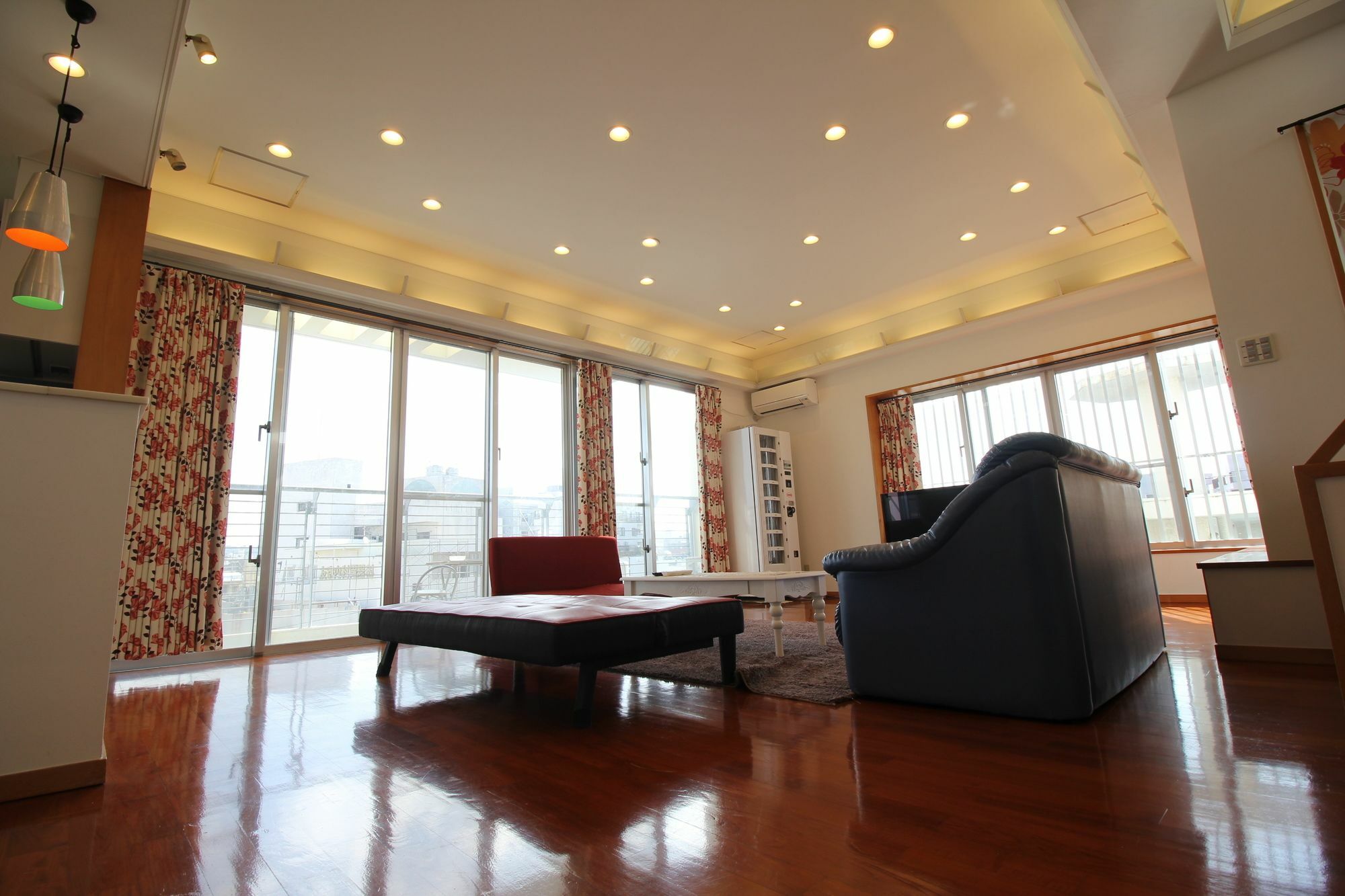 Villa Bianco Naha Bagian luar foto