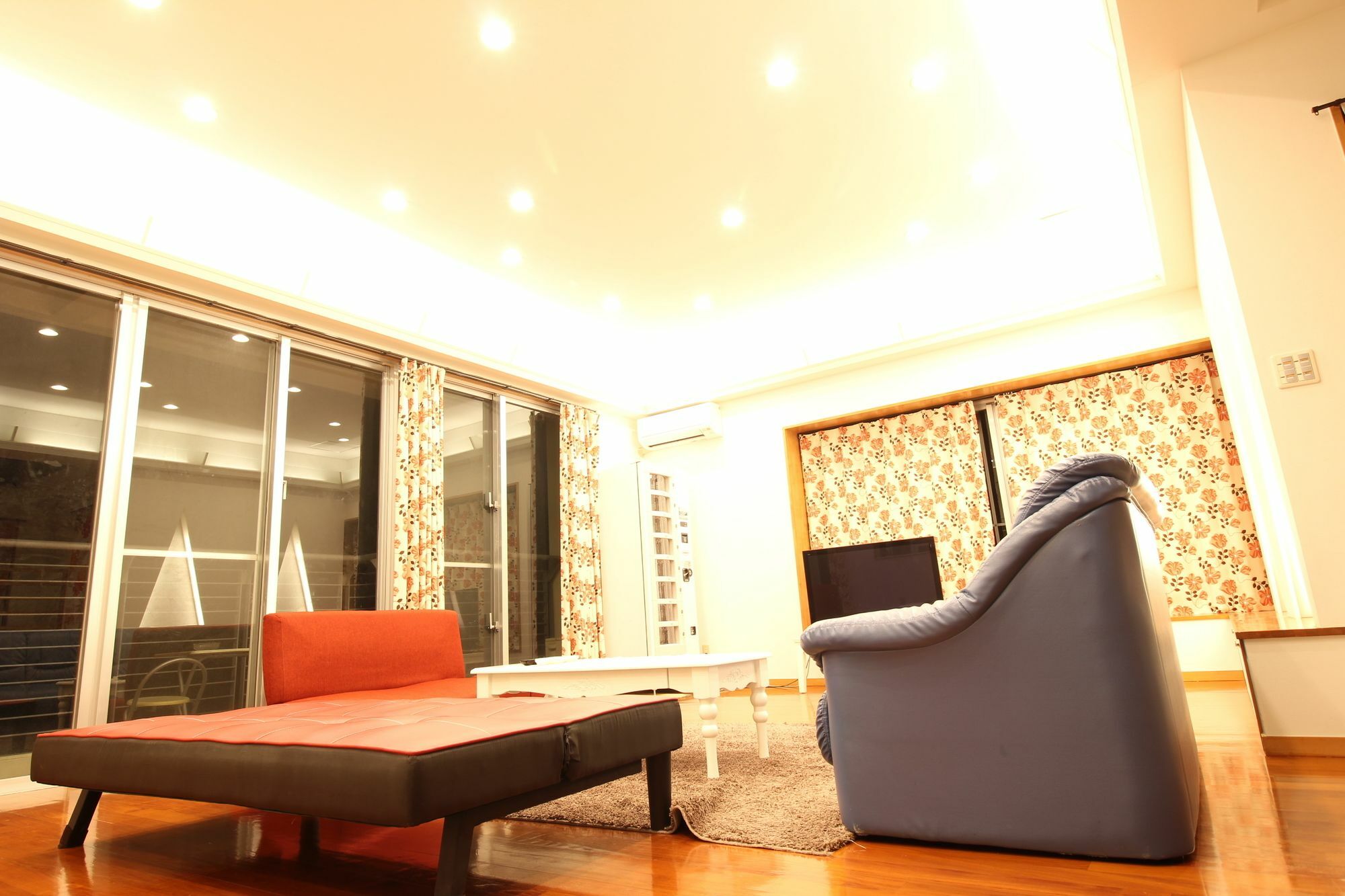 Villa Bianco Naha Bagian luar foto
